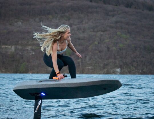 From Efoiling to Kayaking: The Ultimate Aquatic Fun in Toronto