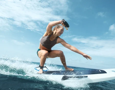 Radinn JetBoard Rental: Ride the Future of Watersports