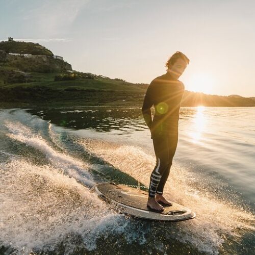 Radinn Jetboard Rental – Experience Premium Electric Surfing