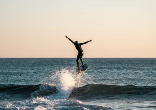 Radinn Jetboard Rental – Experience Premium Electric Surfing